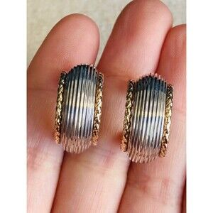 3.55g 14k solid gold hoop post Earrings